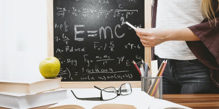 Download VTU QUESTION PAPER Engineering Physics